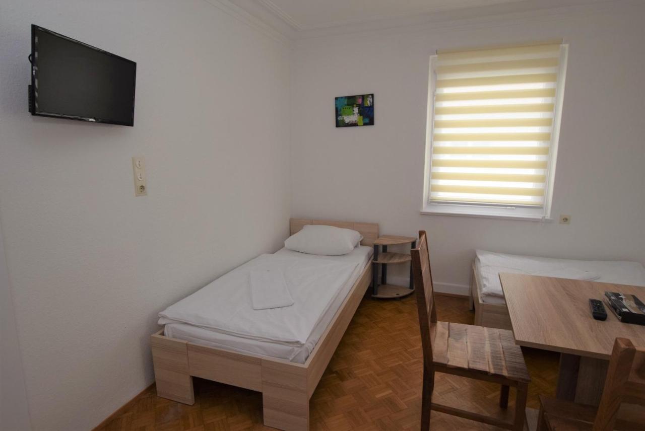 Nuertingen Zimmer Eksteriør billede